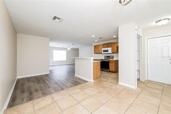 Photo - 480 Danube Dr