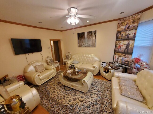 Photo - 83 Kraemer St Unit 1