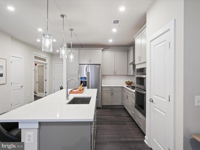 Photo - 106 St Ives Pl Unit 104