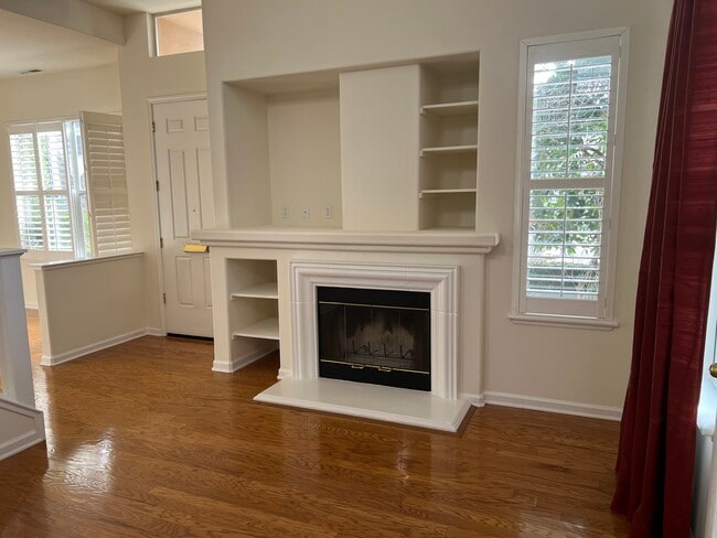 Photo - 202 Everett Ave