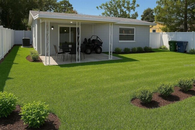 Photo - 2205 N Grady Ave