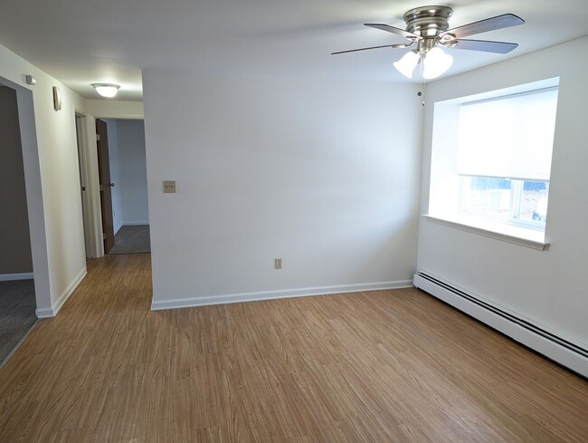 Photo - 15 Losson Garden Dr