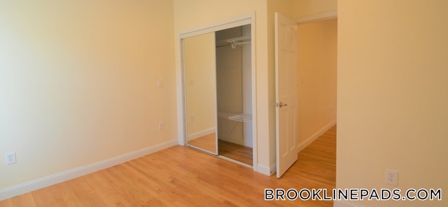 1801 Beacon St Unit 6