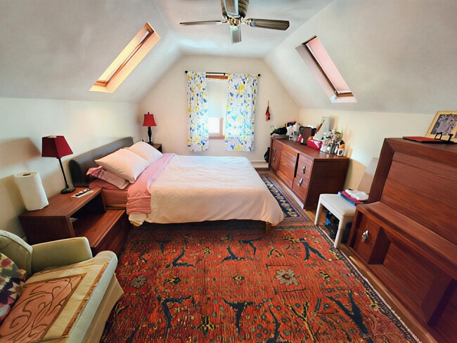 Photo - 16 Leyden St Unidad 2