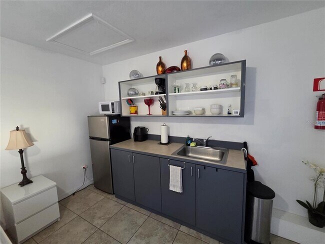 Photo - 803 Caribbean Dr