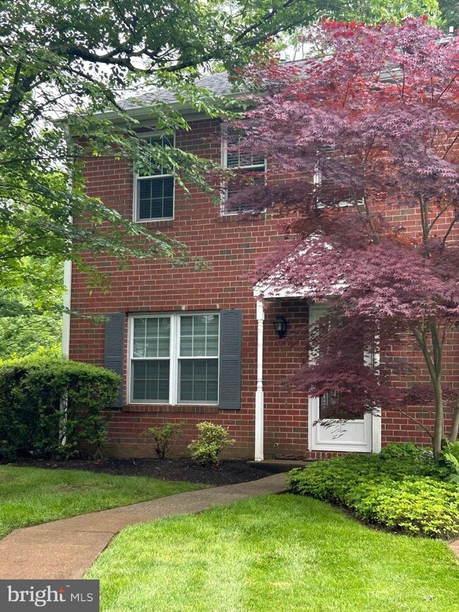 Photo - 31 Abelia Ct Townhome