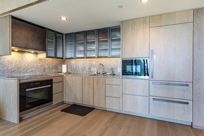 Photo - 1000 Auahi St