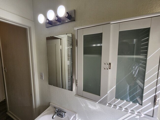 Photo - 2nd Ave 679-B Unidad 2nd Ave 679 - Apt B