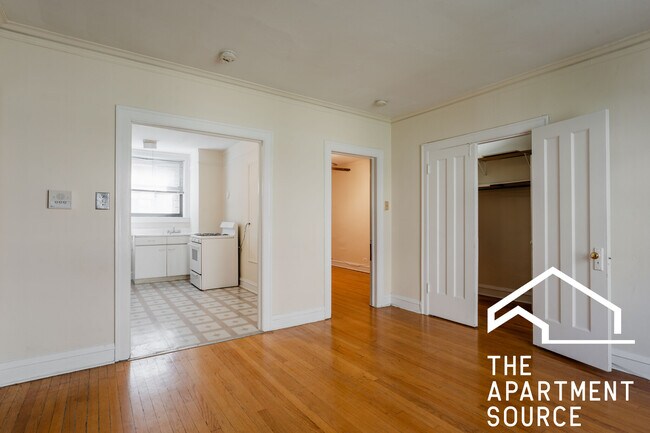 Photo - 1944 W Wilson Ave Unit 1M