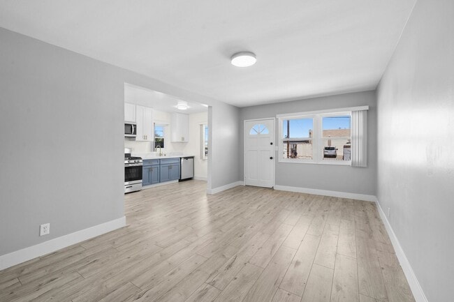 Photo - MYCORN &amp; HORVATH Unit 1612