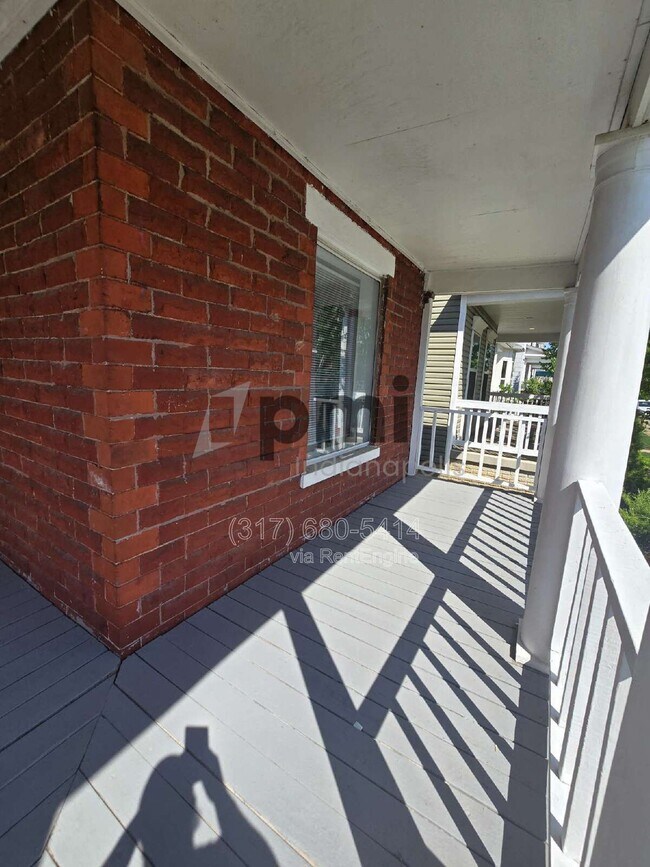 Photo - 153 S Cypress Ave