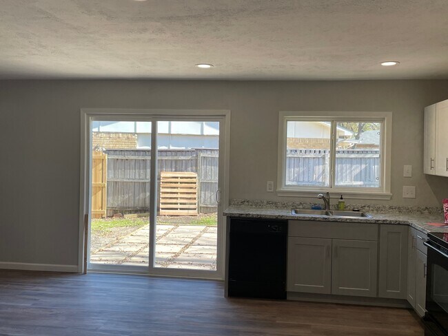 Photo - 3461 Cherrywood Ln