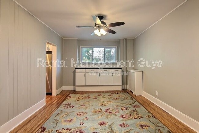 Photo - 2041 Laurel Ave