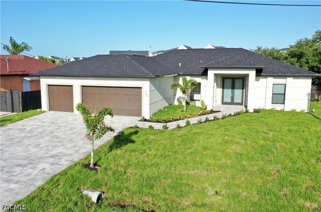 302 SW 14th Ave