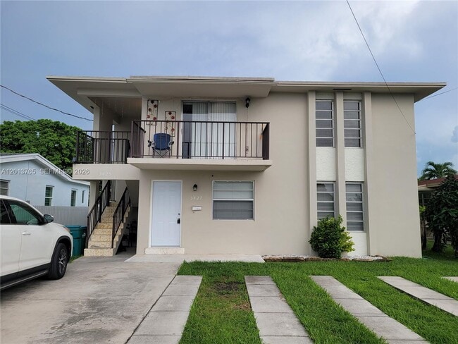 Building Photo - 3425 SW 89th Ave Unit 3427
