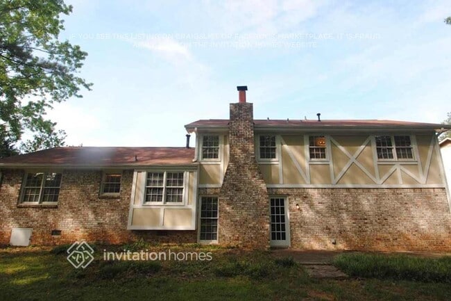 Photo - 230 Meadowood Ct