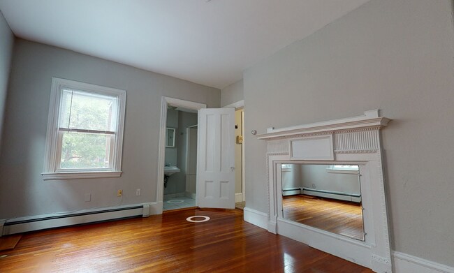 67 Dana St Unit 2