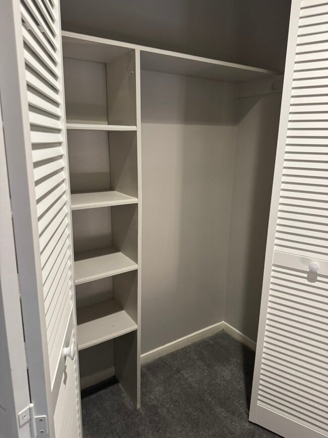 Building Photo - 9901 Sharpcrest St Unit M7 Rental