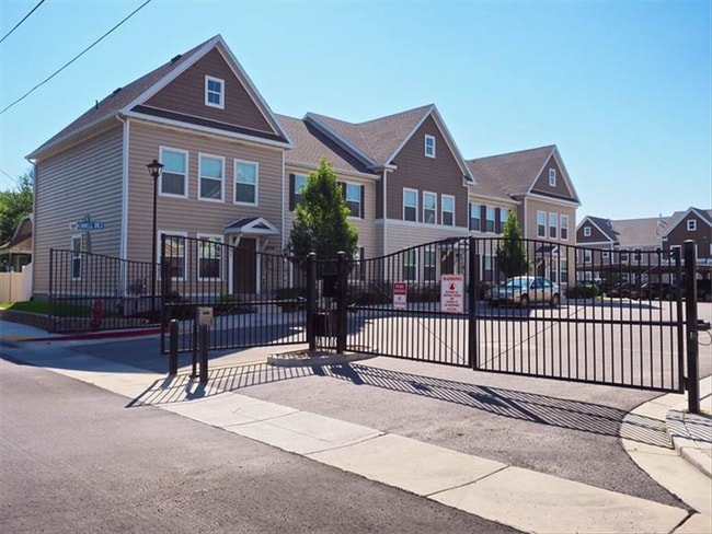 Building Photo - 3414 S Carrick Dr Rental