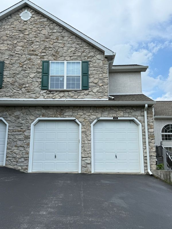 Photo - 426 Sumner Way Townhome