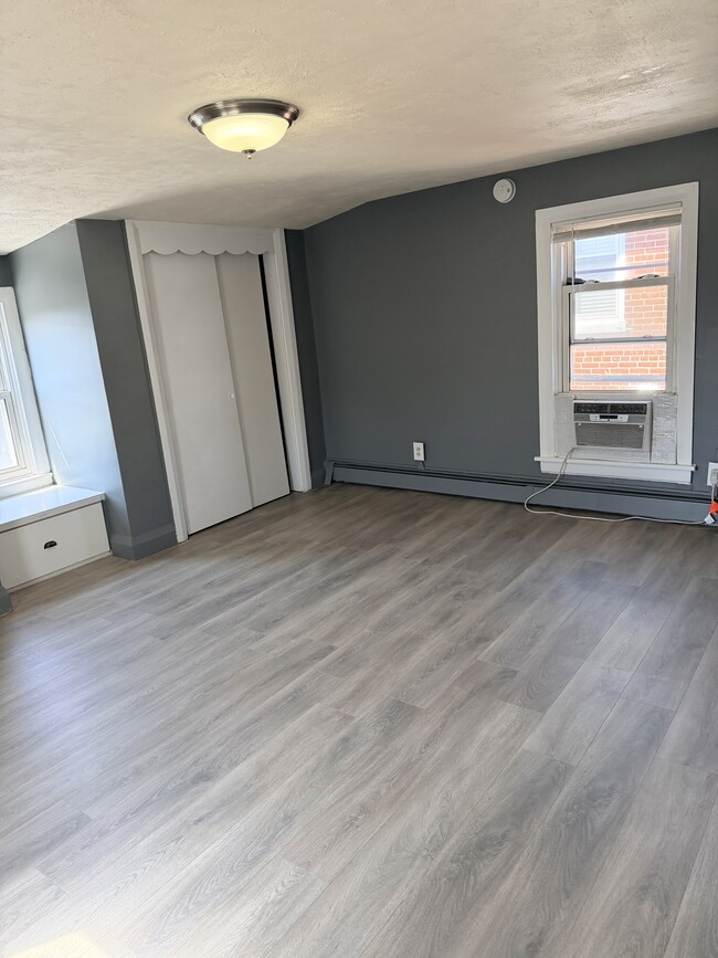 Photo - 1212 E Philadelphia Ave Unidad B