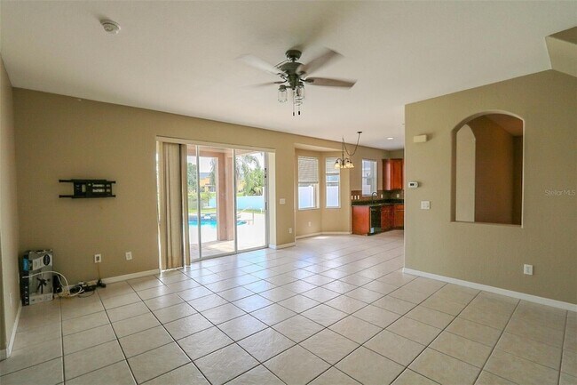 Photo - 9018 Pinebreeze Dr