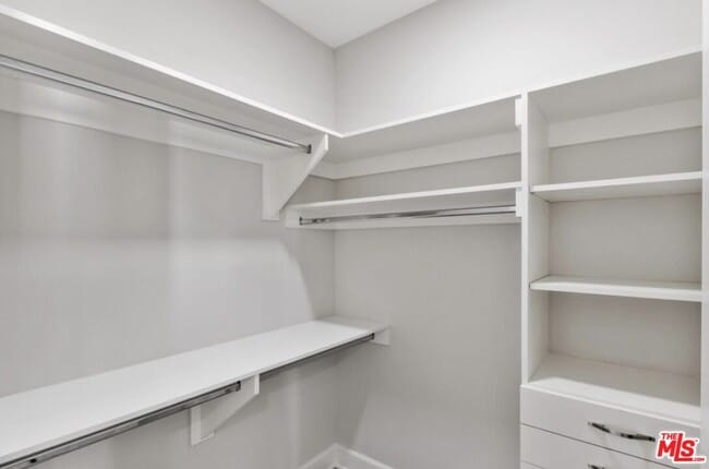 Photo - 5557 W 6th St Unit 1-117