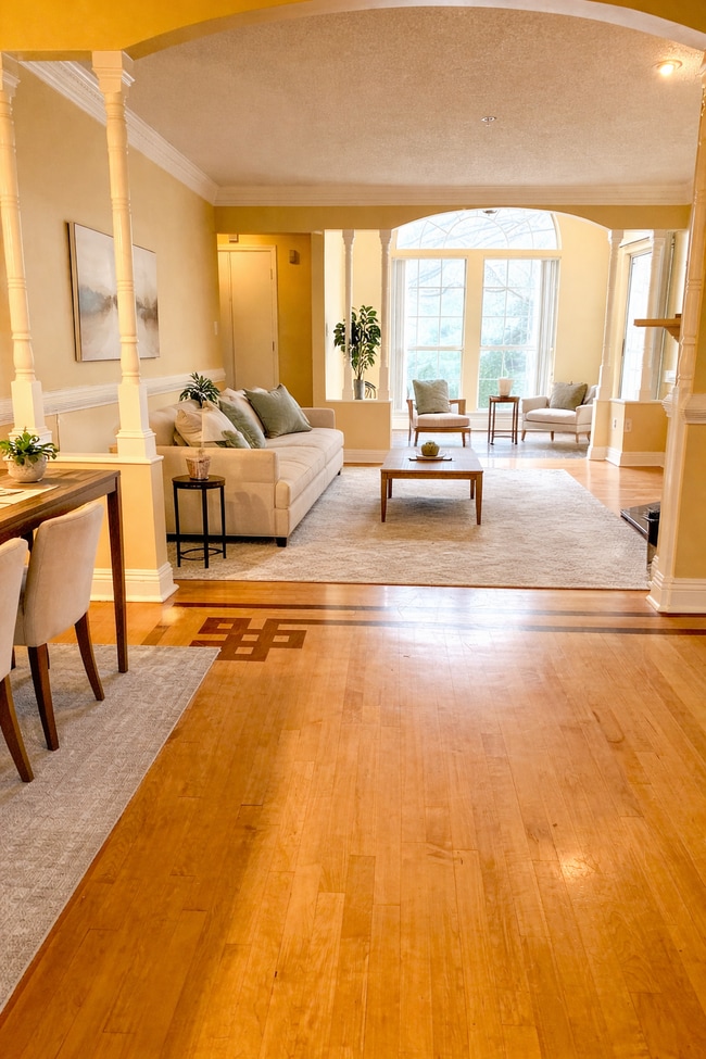 Photo - 247 Cobblestone Trl Unidad 247