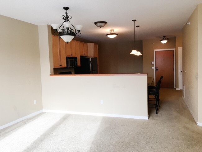 Photo - 1070 Grandview Ct NE