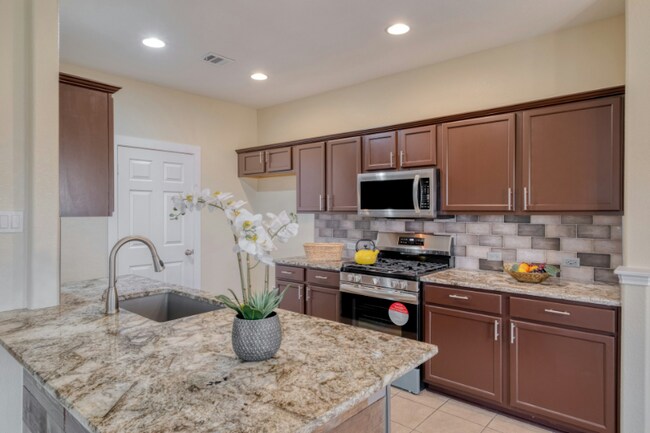 Photo - 1012 Estival Dr