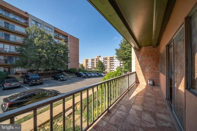 5801 Quantrell Ave Unit 308