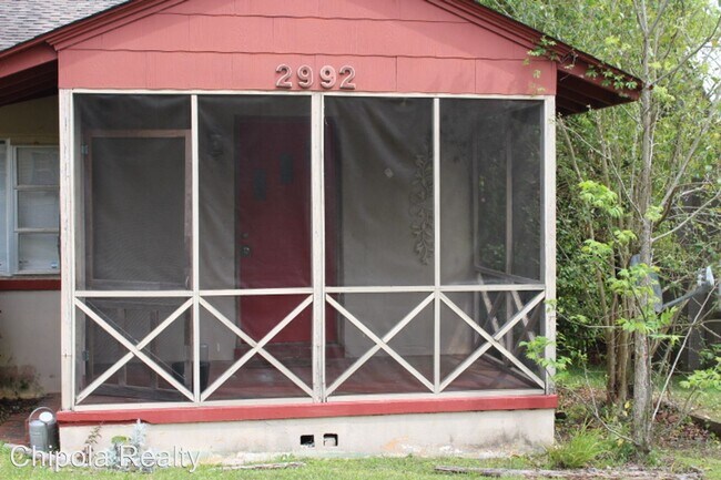 Photo - 2 br, 1 bath House - 2992 Caledonia Street