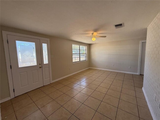 Photo - 6627 Jackson St