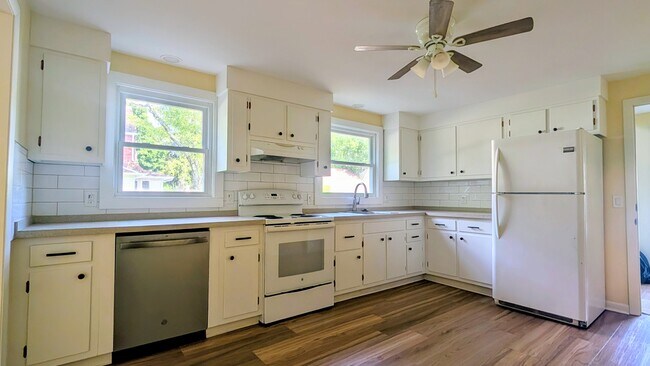 Photo - Hamden first floor apartment Unit 1