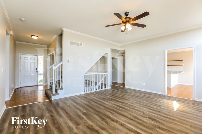 Photo - 819 Trailway Dr