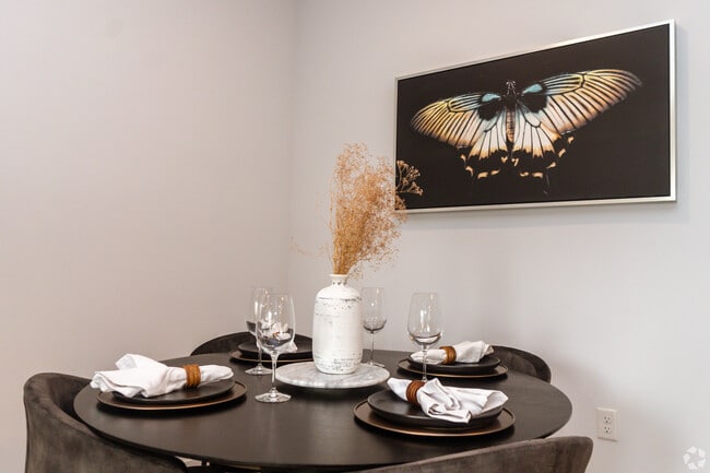 Photo - Avril Cambridge Village