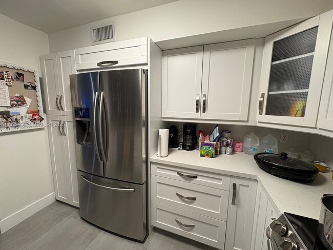 Photo - 7119 SW 105th Ct