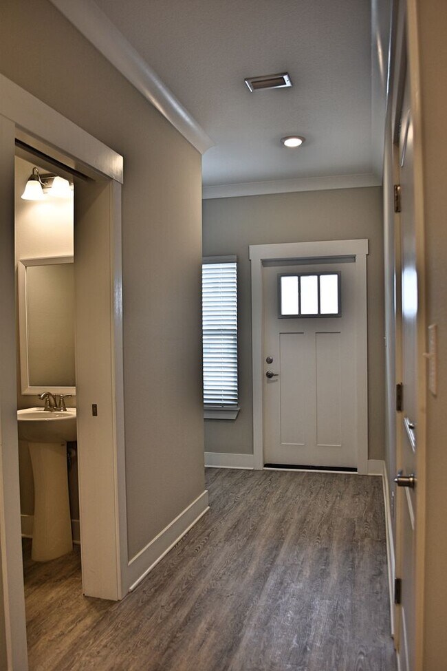 Photo - Brand New Garage Unit at the Verandas at Freeport