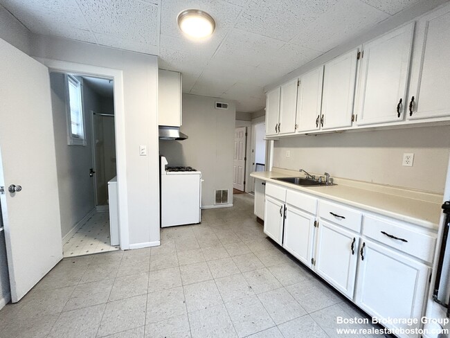 Photo - 103 Buttonwood St Condo Unit 3