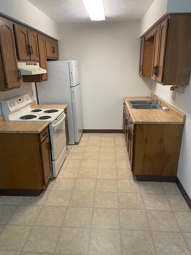 5587 Whispering Way Apartments Unit 5573 Loves Park, IL