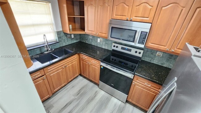 Photo - 5046 SW 145th Ave