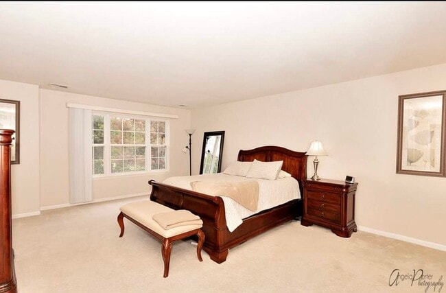 Photo - 404 Bay Tree Cir