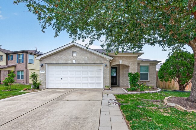 Building Photo - 16238 Ranchland Ln