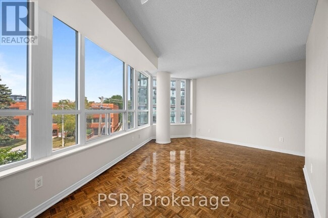 Photo - 515 Rosewell Ave Unit 309