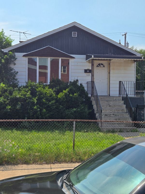 Building Photo - 1531 Taney Pl Unit 3