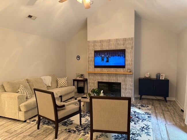 Photo - 125 Bayside Dr