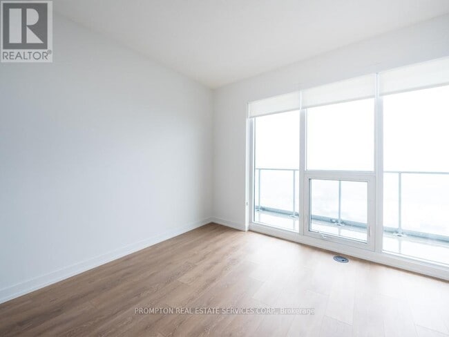 Photo - 117 McMahon Dr Unit 2702