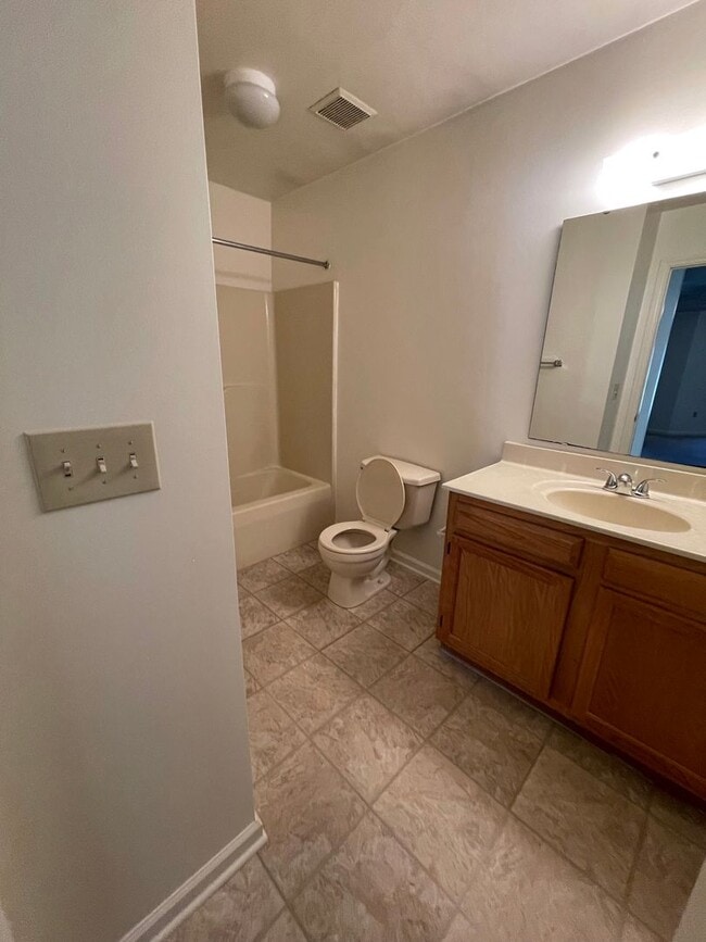 Photo - 4 Bedroom 2 Bathroom 2nd Floor Unidad 21