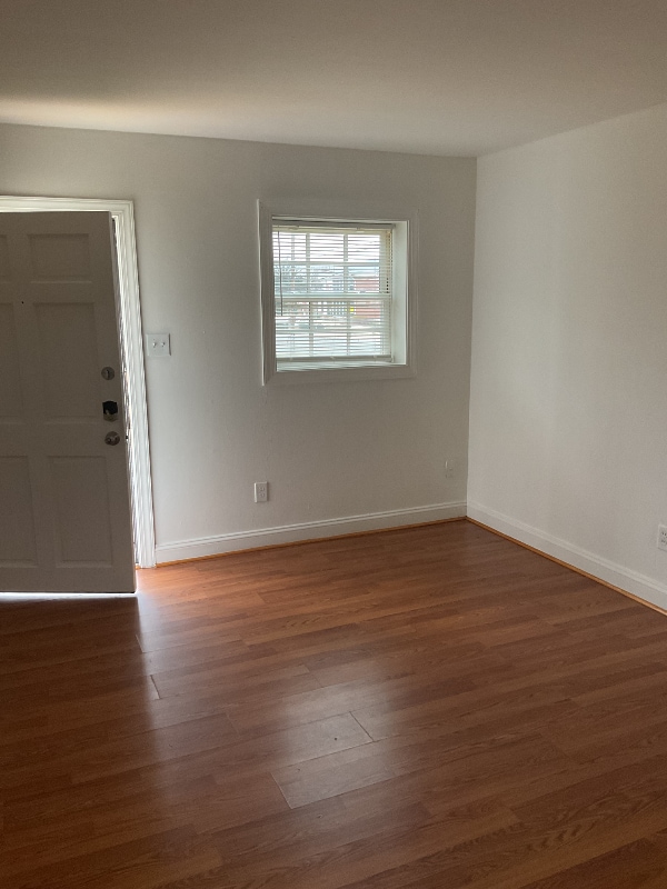 Photo - 2917 M St Unit B