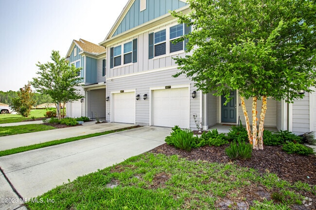 Building Photo - 10377 Benson Lake Dr Rental